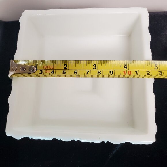 Vintage Westmoreland Milk Glass Old Quilt Covered Candy Dish Square 40/50s White - Picture 13 of 15